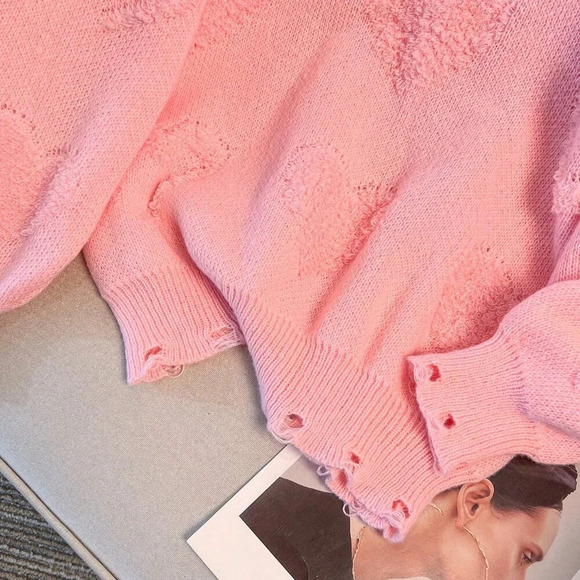 Pink Casual Women's Plus Size Solid Heart Pattern Knitted Sweater - Picture 3 of 8